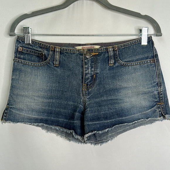 Abercrombie low rise Y2K vintage frayed jeans shorts - Picture 2 of 6